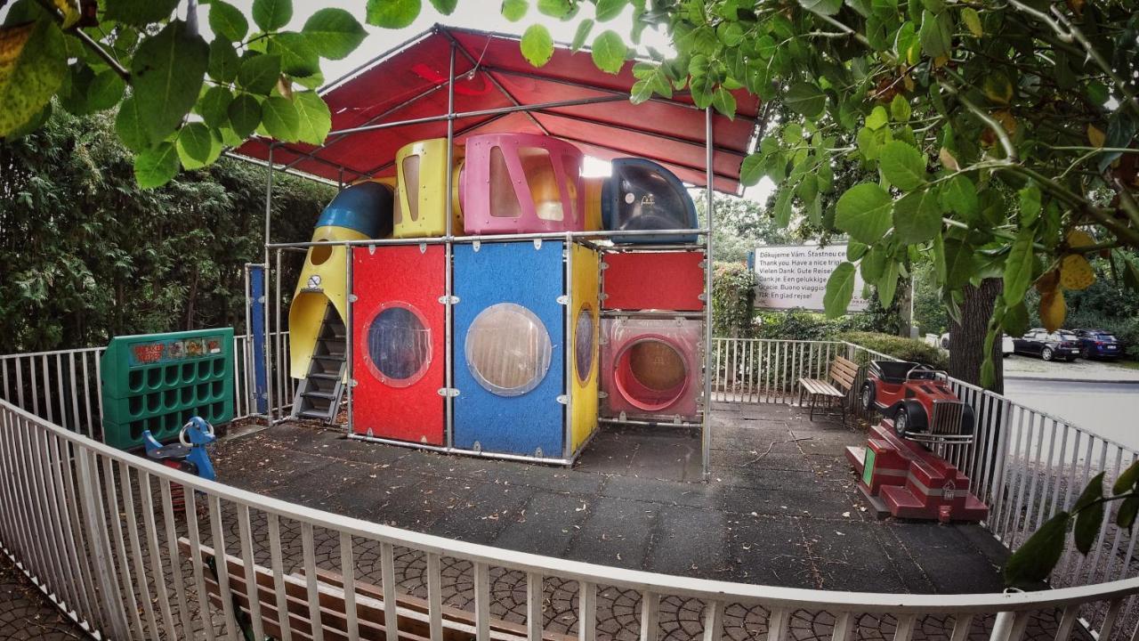Camping Sokol Praha Exterior photo